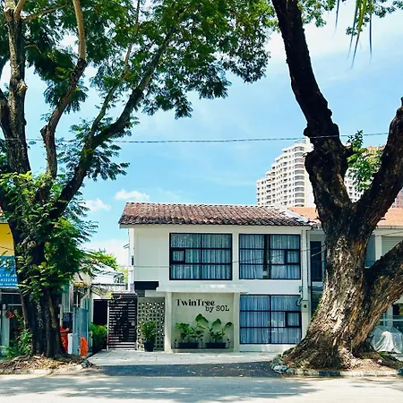 Hotel Twintree Kelawai